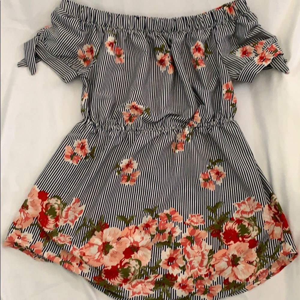 Off the shoulder top/dress
